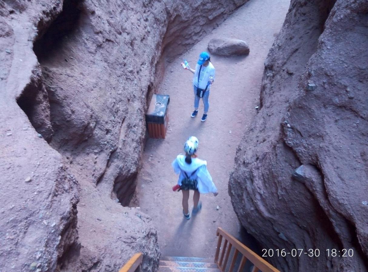 The Silk Road Travelers Hostel Zhangye Luaran gambar